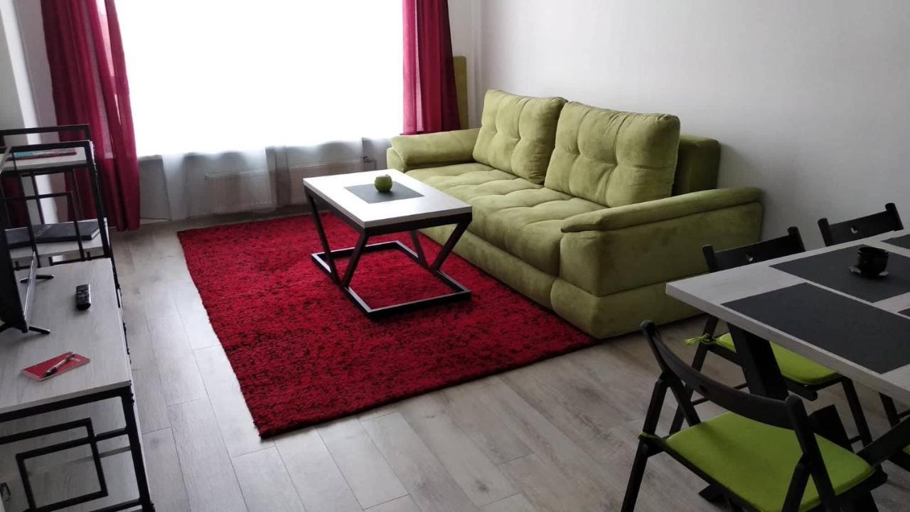 Fly Up Home Apartment Boryspilʼ Exteriör bild